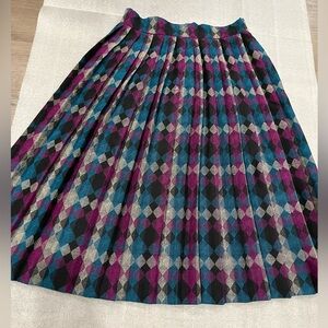 [US14] VTG Virani 100 Wool Multicoloured Pleated Geometric pattern Full Skirt